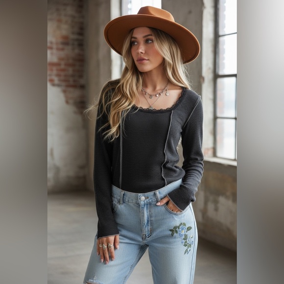 NWT POL Exposed Seam Butterfly Patch Boho Washed Black Long Sleeve Top - Picture 5 of 6